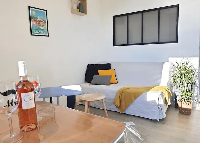 Appartamento Au Bord De L'eau, Profitez D'un Moment De Calme ! Gruissan